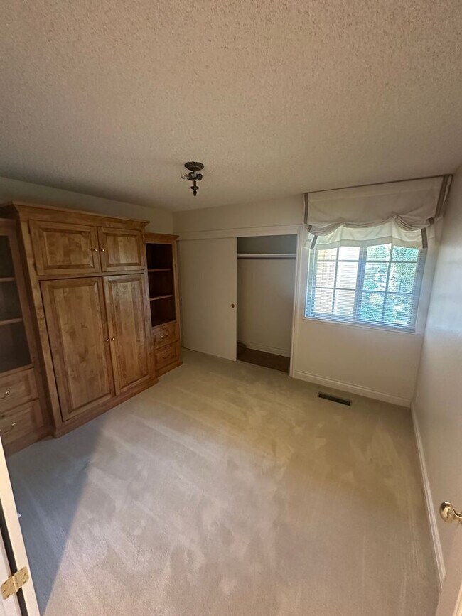 Building Photo - Almaden Single Family Home