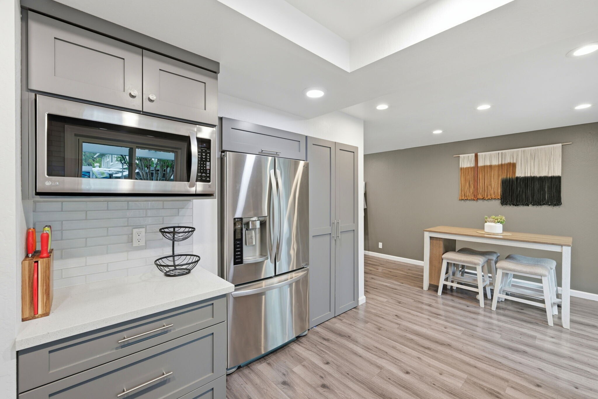 Building Photo - 2561 Fountainhead Dr