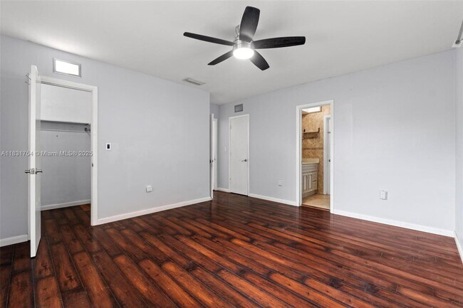 Building Photo - 7521 Johnson St