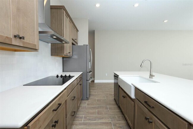 Building Photo - 10170 Ballast Dr