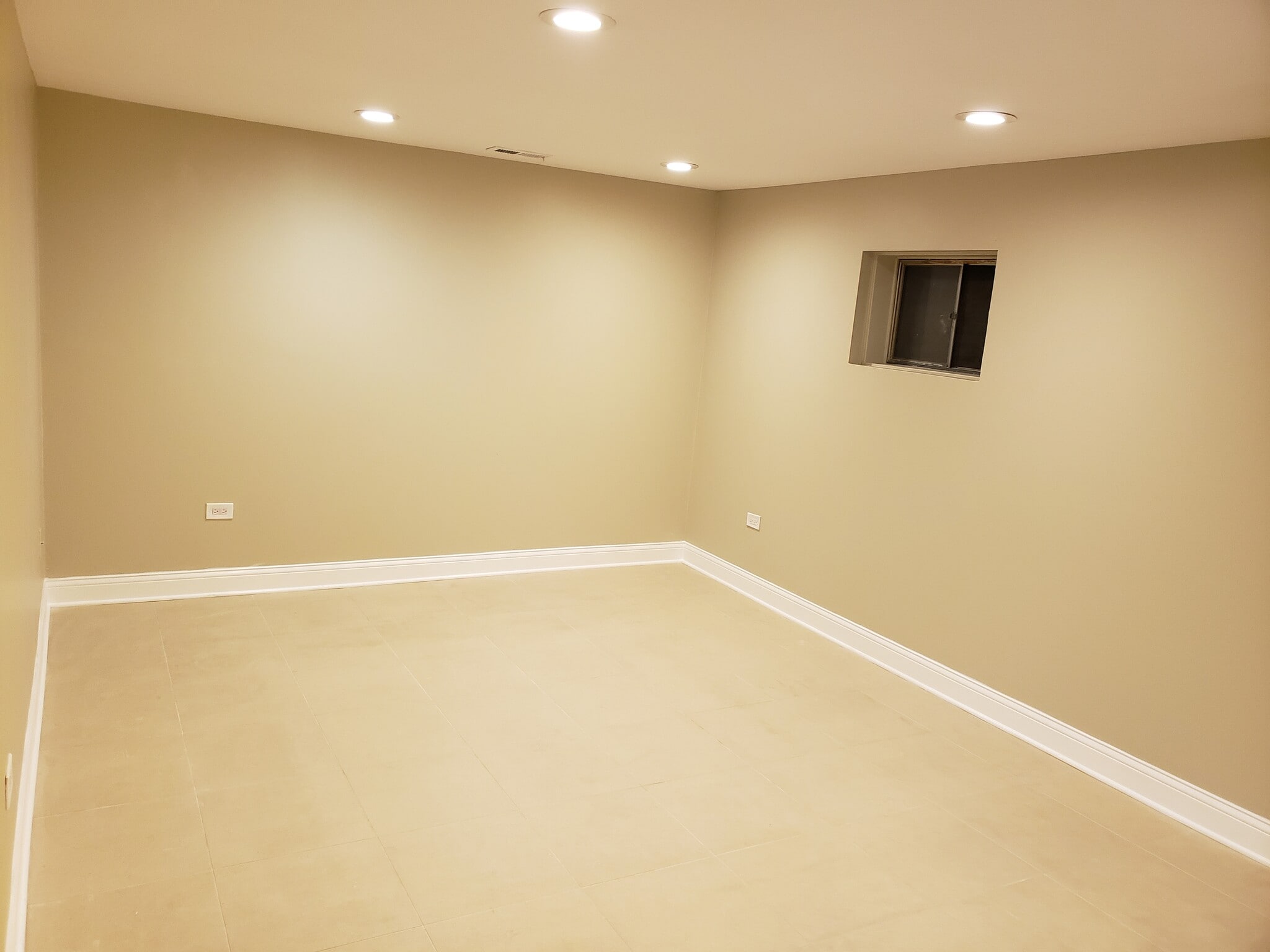 Building Photo - 2128 Rugen Rd