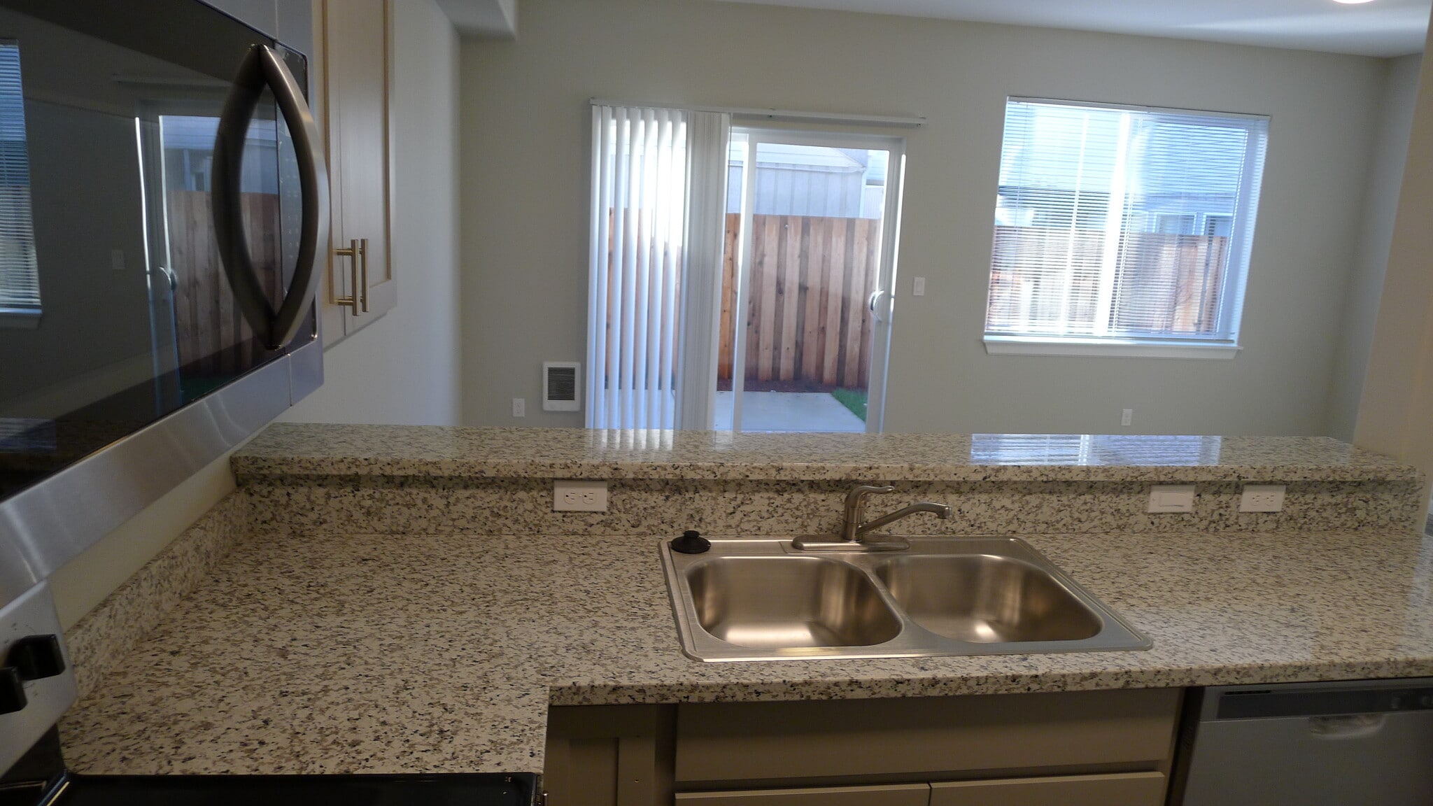 Kitchen - 1138 R St