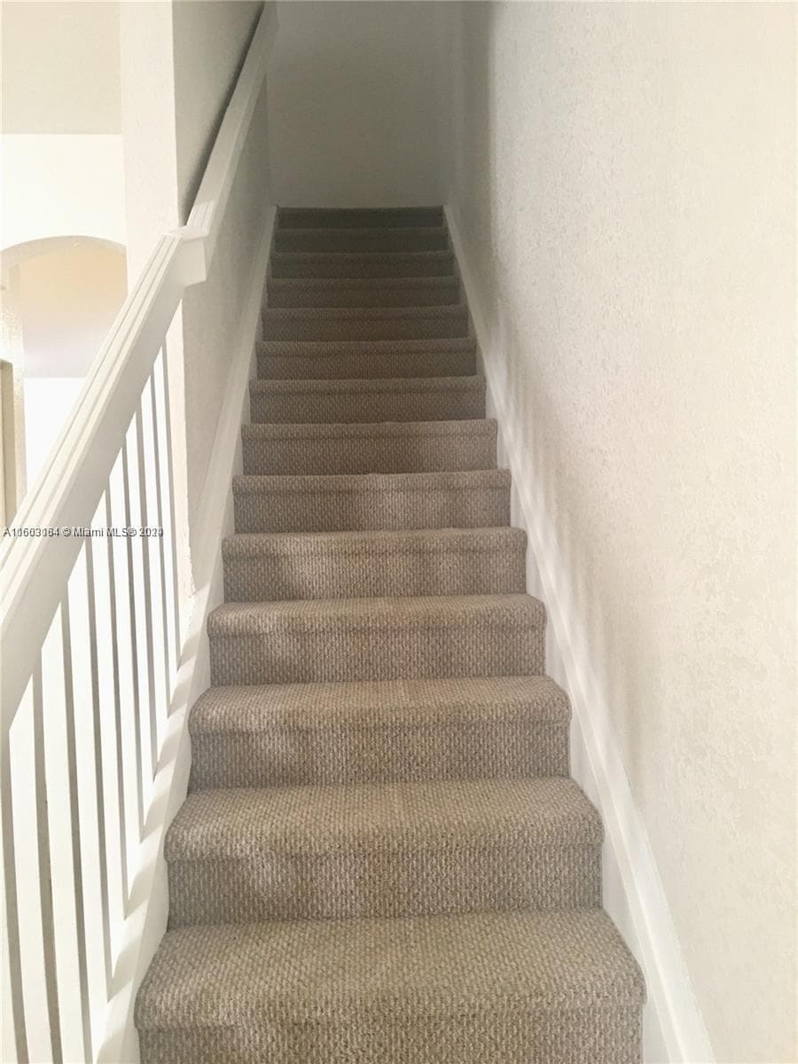 Building Photo - 14067 SW 49th Ct