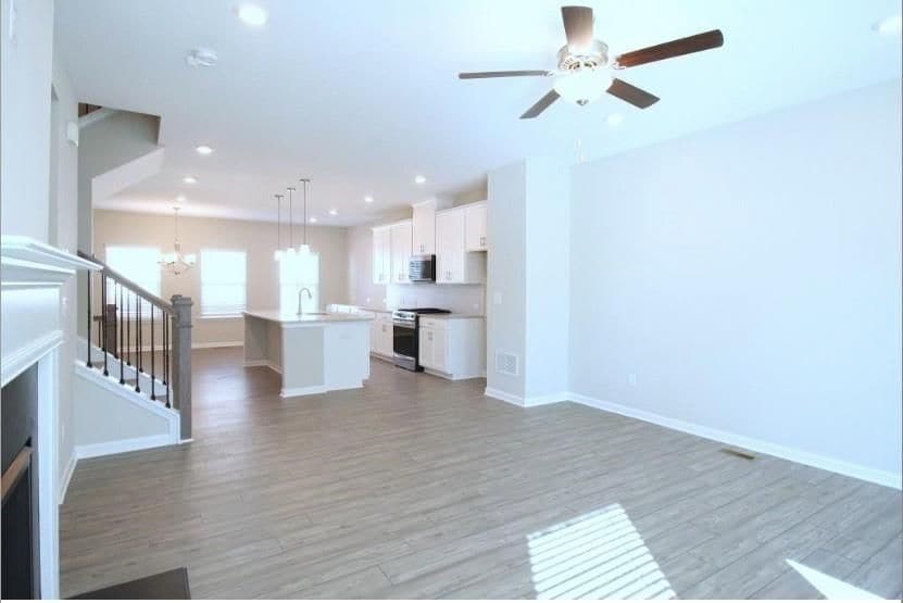 Building Photo - 4373 Valtek Ct