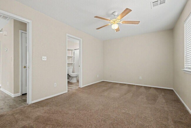 Building Photo - 1081 Jubilee Ct