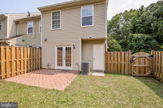 Building Photo - 8624 Venoy Ct