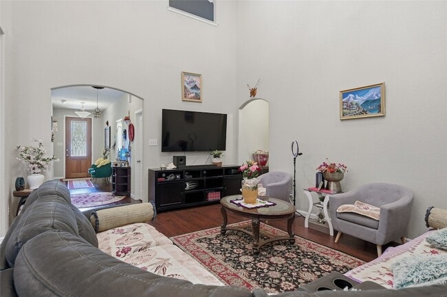 Building Photo - 910 Cormorant Dr