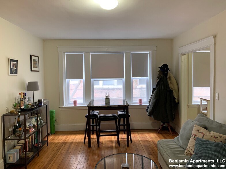 Building Photo - 88 Washington St