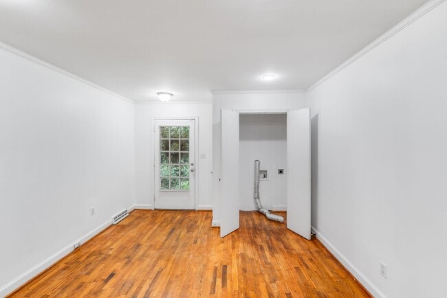 Building Photo - COMING SOON! Prime Gastonia Location – Cozy Brick Home with Modern Touches!
