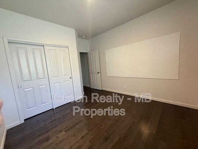 Building Photo - 4550 Lynnfield Ct