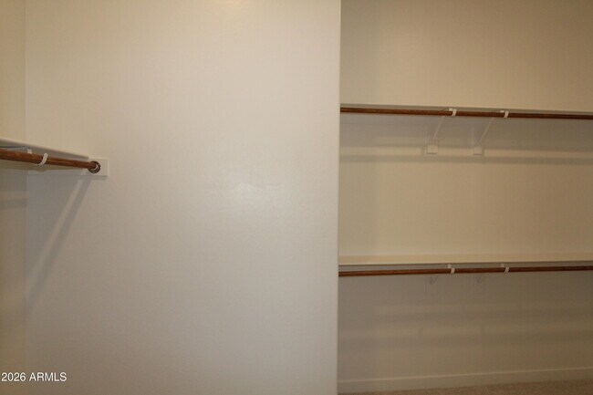 Building Photo - 3831 E Rainbow Dr