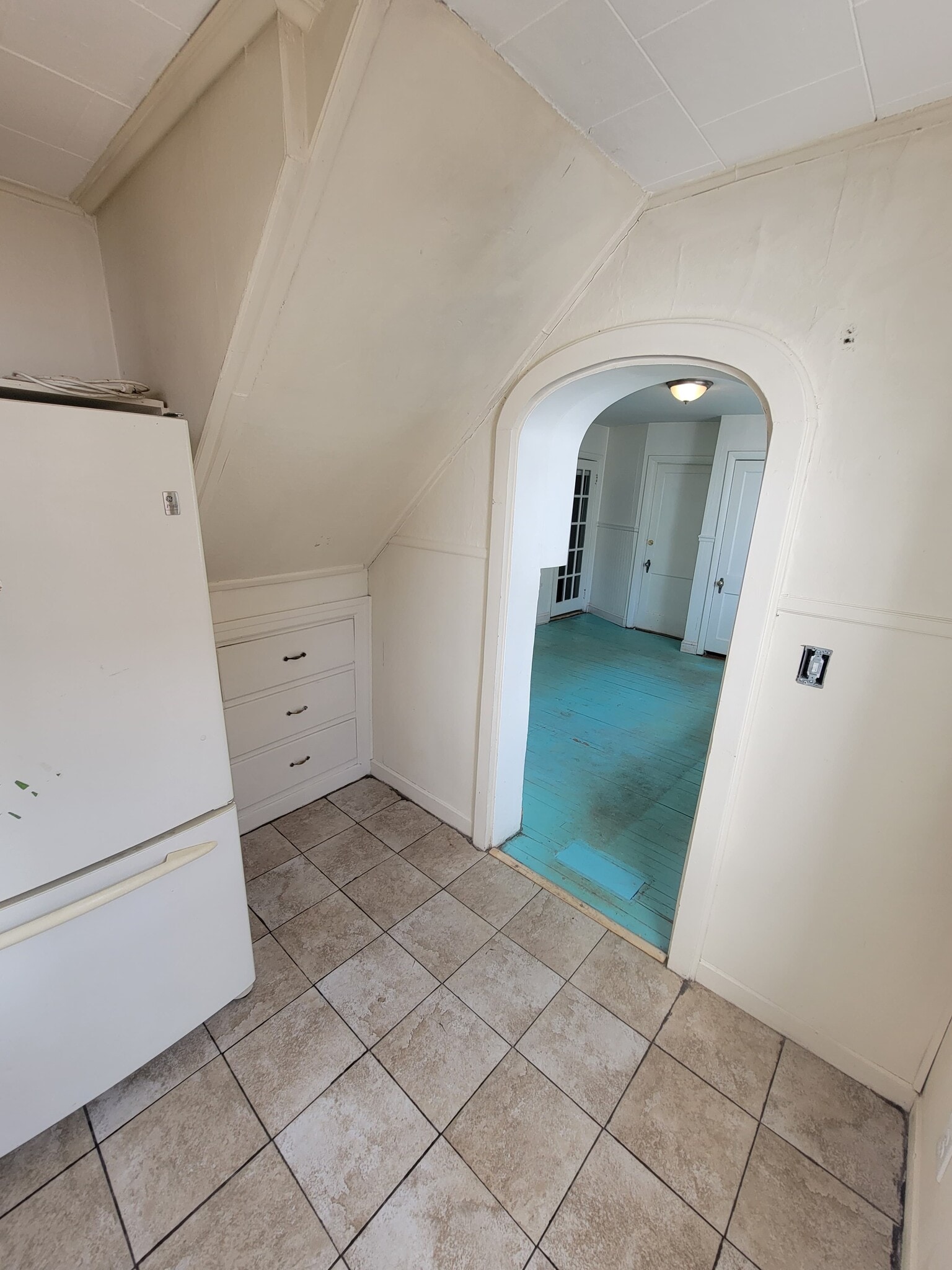 Building Photo - 73 Bartlett St