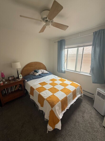 Guest Room - 2191 S Sherman St