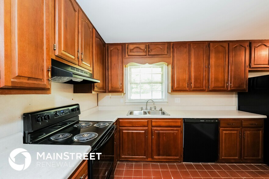 Building Photo - 1675 Dogwood Trail