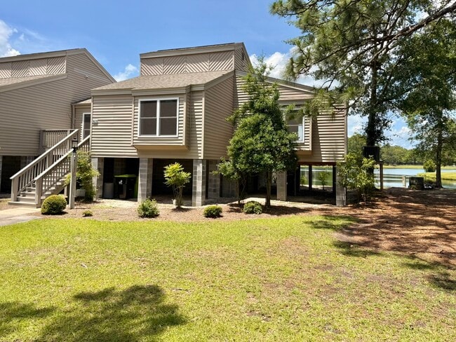 Building Photo - 7162 Windward Dr