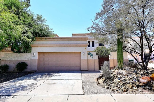 Primary Photo - 6006 N 5th Pl