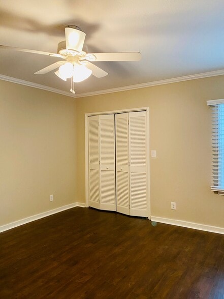 Building Photo - 67 Windsor Ln