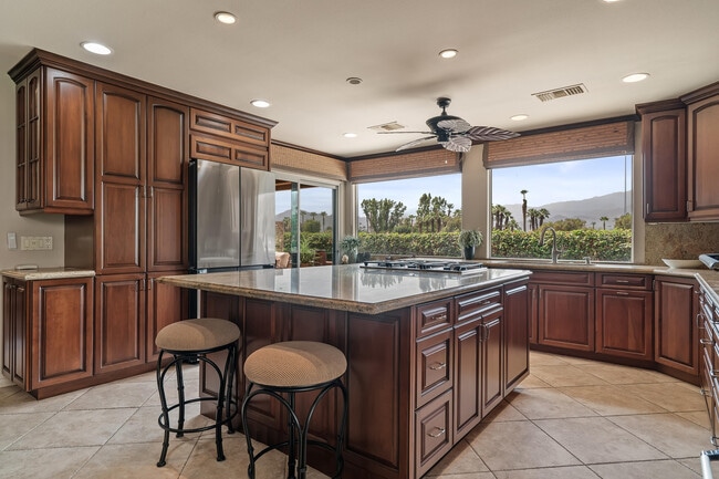 Building Photo - 99 Conejo Cir