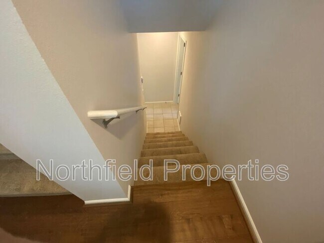 Building Photo - 3421 31st Dr