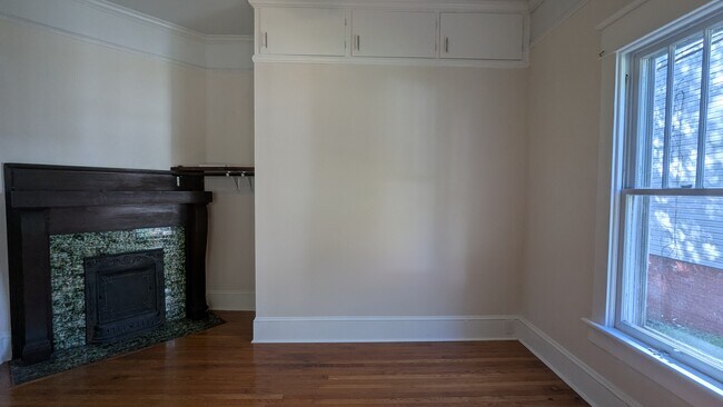 Building Photo - 510 S Carolina Ave