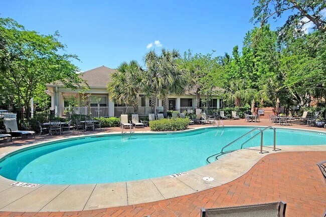 Building Photo - 2 Bedroom 2 Bathroom Condo at The Regatta ...