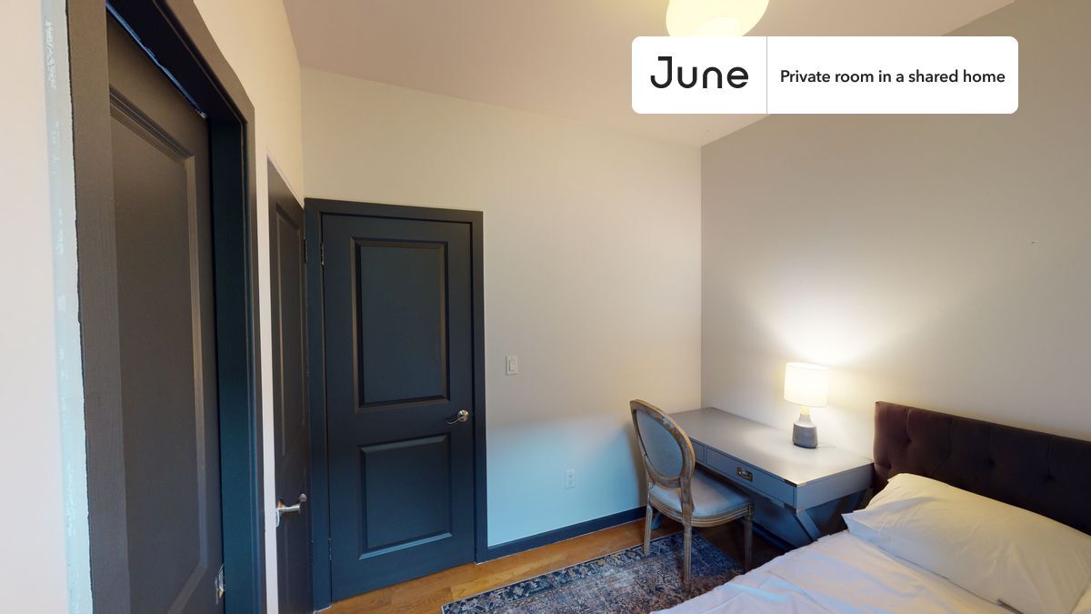 Building Photo - Room in Shared 4 bed/3 bath home