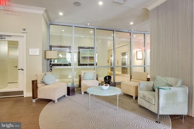 Cyber Cafe - 2451 Midtown Ave