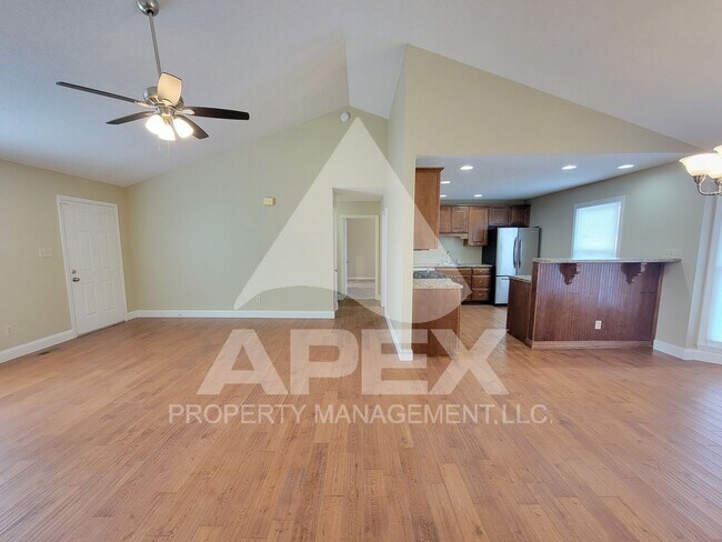 Building Photo - Beautiful 3Bd – 2Ba Single Family home on culdesac w/2 Car Garage in Powell off Emory Road!