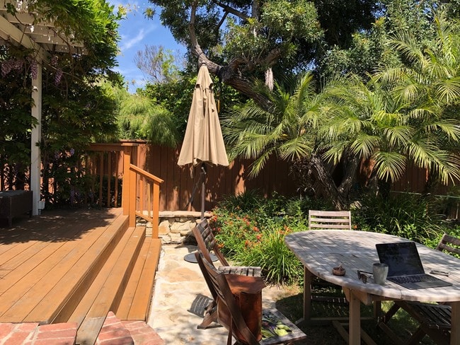 Deck - 3782 Meier St