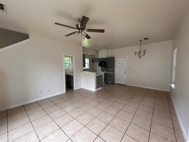 Building Photo - 6841 Larkstone St