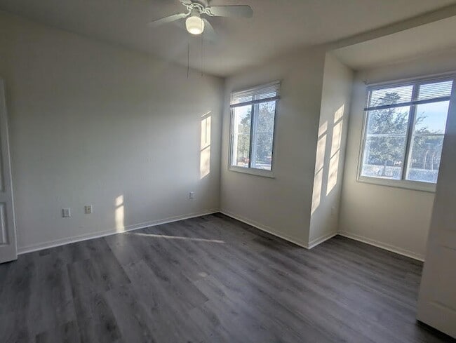 Building Photo - 11030 Legacy Dr