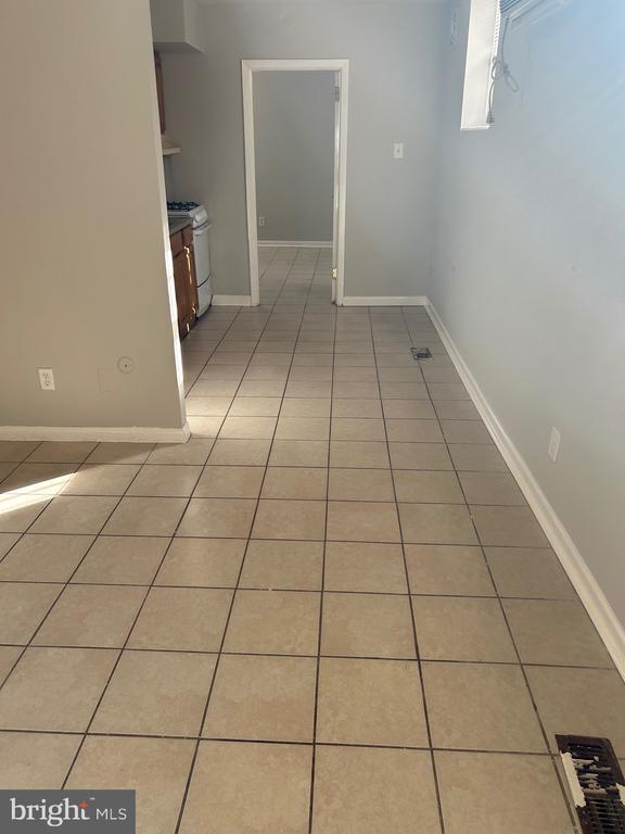 Building Photo - 5711 Erdrick St