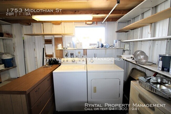 Building Photo - 1753 Midlothian St