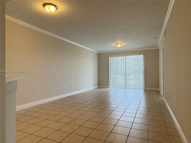 Building Photo - 10730 NW 66th St