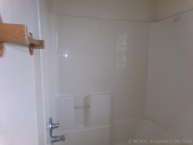 Building Photo - 1667 SW California Blvd
