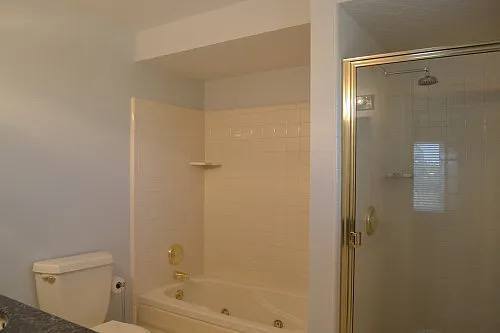 Building Photo - 45430 Nottingham Dr