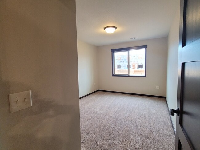 Building Photo - 1640 Keanan Ln