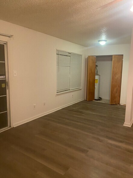 Building Photo - 3500 Irvington Ct