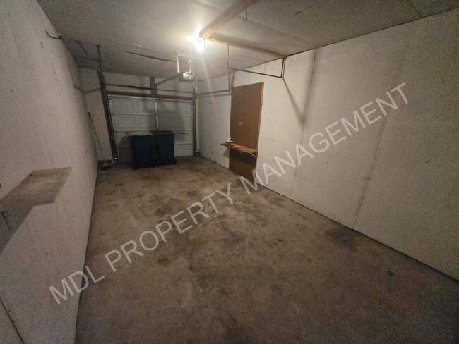 Building Photo - 5700 Lessandro St