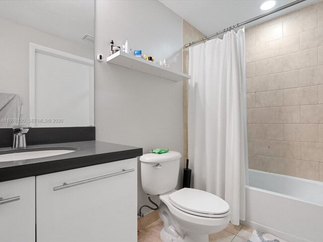 Building Photo - 90 SW 3rd St