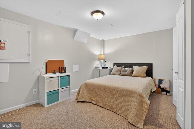 Building Photo - 2208 Halter Ln