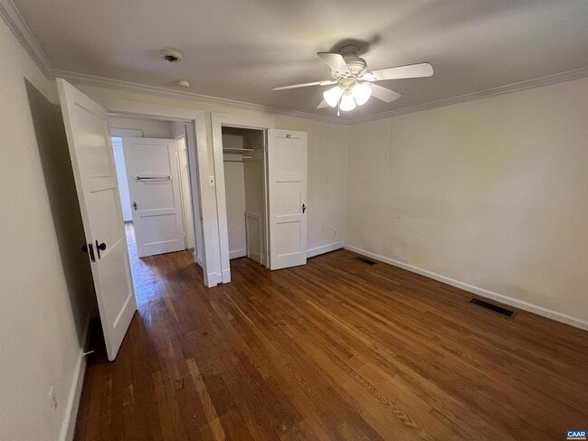 Building Photo - 1302 Crozet Ave