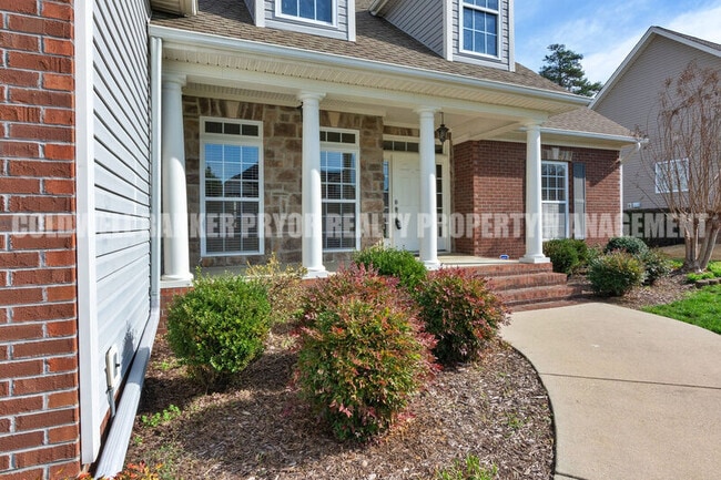Building Photo - 6811 Neville Dr