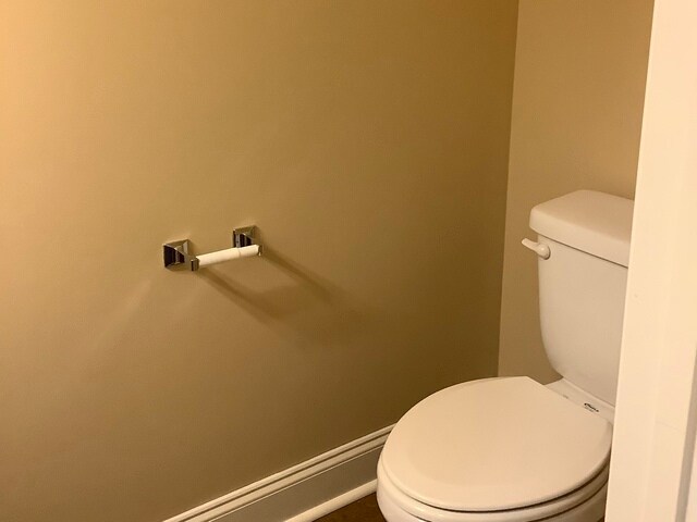 Building Photo - 208 Middle Bridge