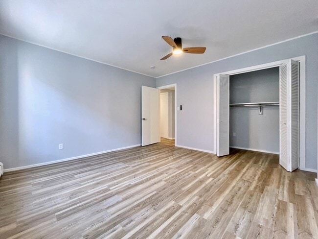 Building Photo - 259 3rd St