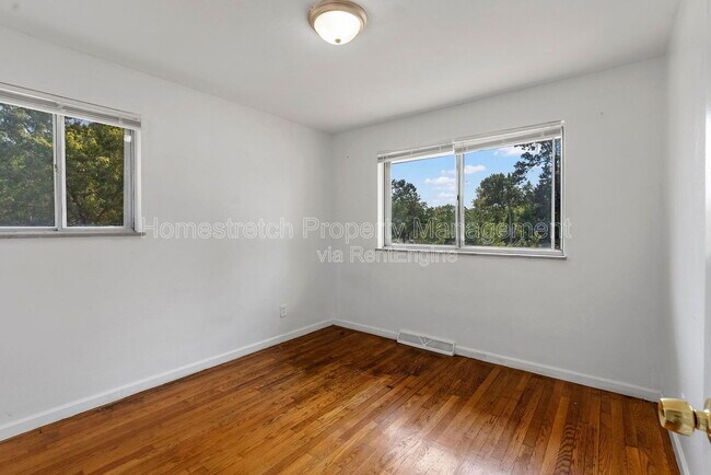 Building Photo - 500 N Elizabeth Ave