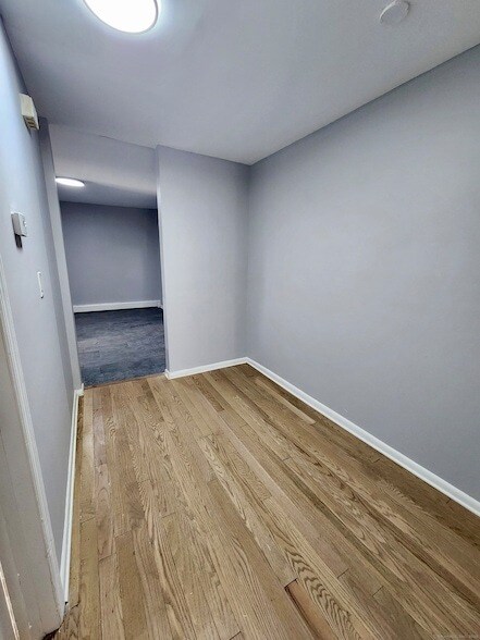 Building Photo - 980 Pembroke St