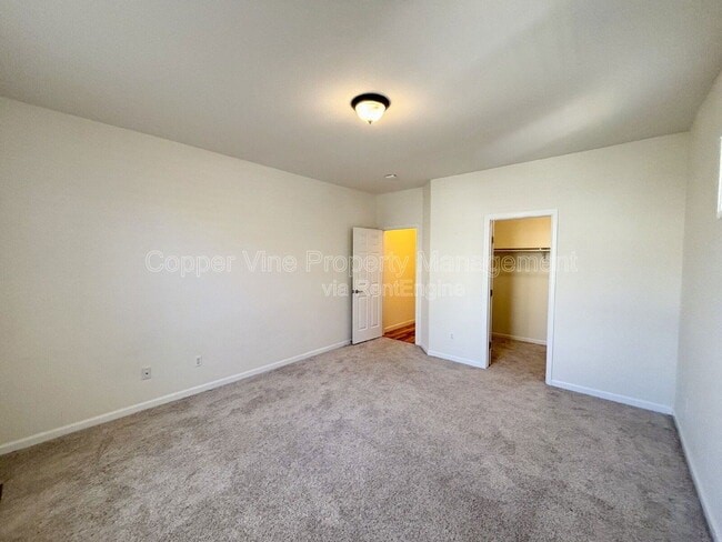 Building Photo - 12920 Vallejo Cir