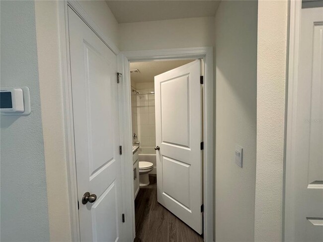 Building Photo - 36015 Sunflower Hl Dr