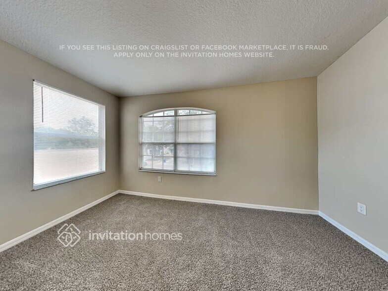 Building Photo - 8525 Quarter Horse Dr